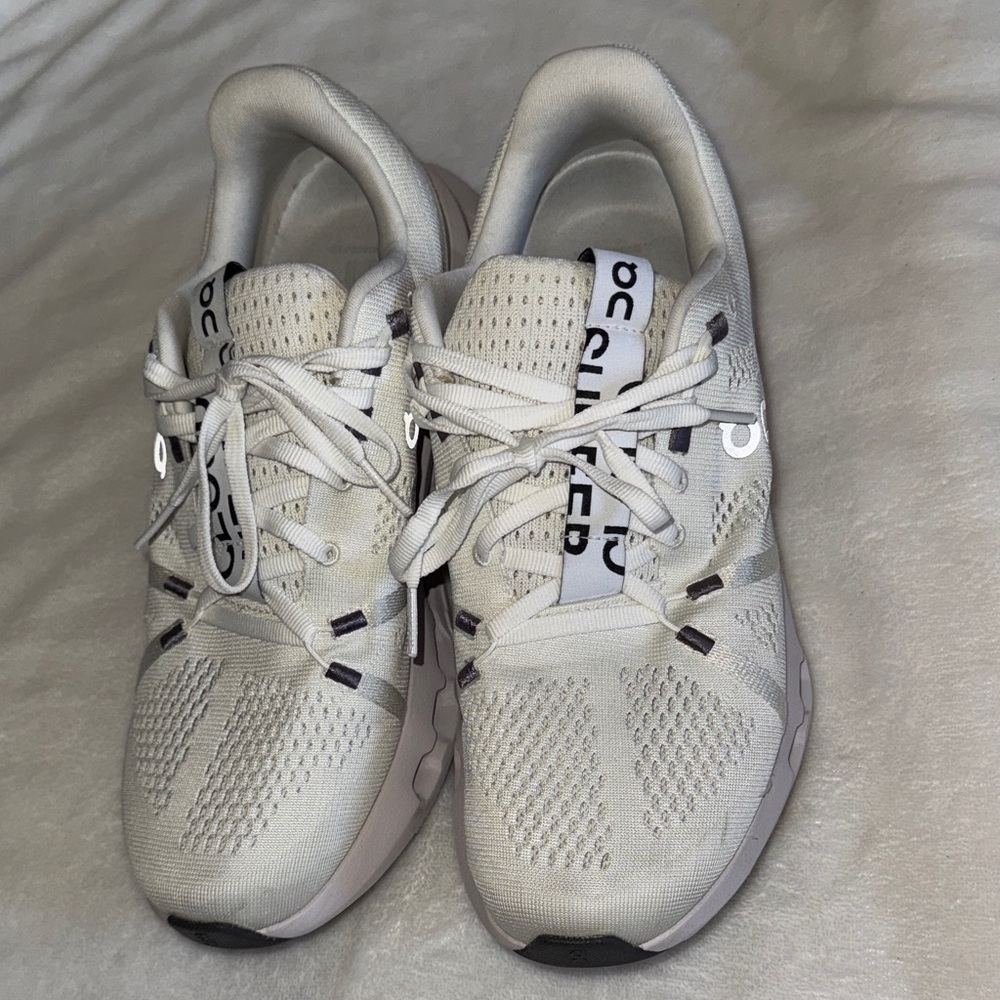 On Running Cloudsurfer Shoes Size 10 White Gray Mesh Running Sneakers
